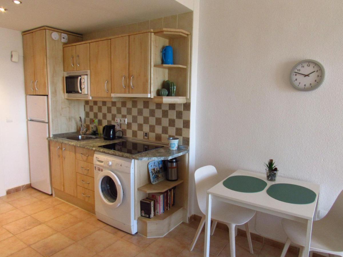 Benalbeach Seaview Studio Lägenhet Benalmádena Exteriör bild